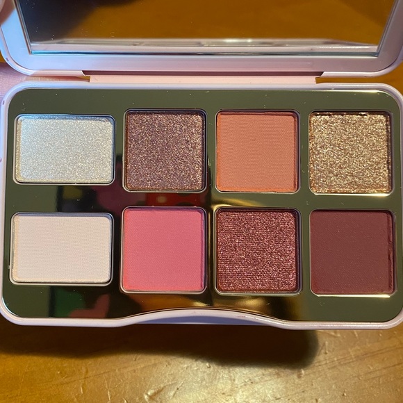 Too Faced Let’s Play on the Fly Eyeshadow Palette - Picture 7 of 16